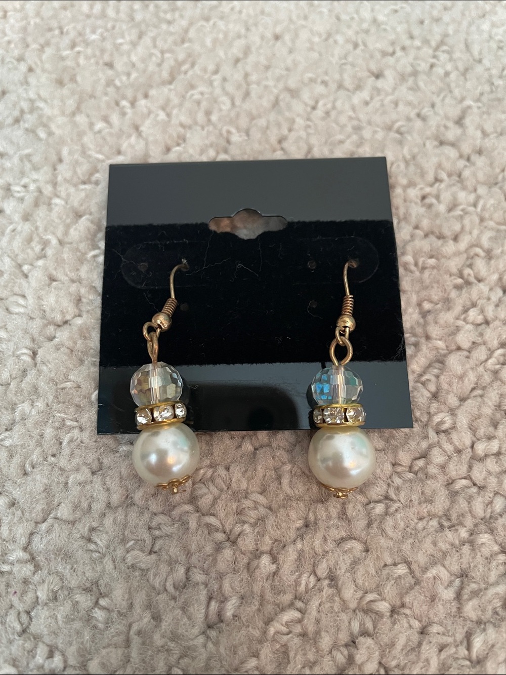 Elegant classy earrings